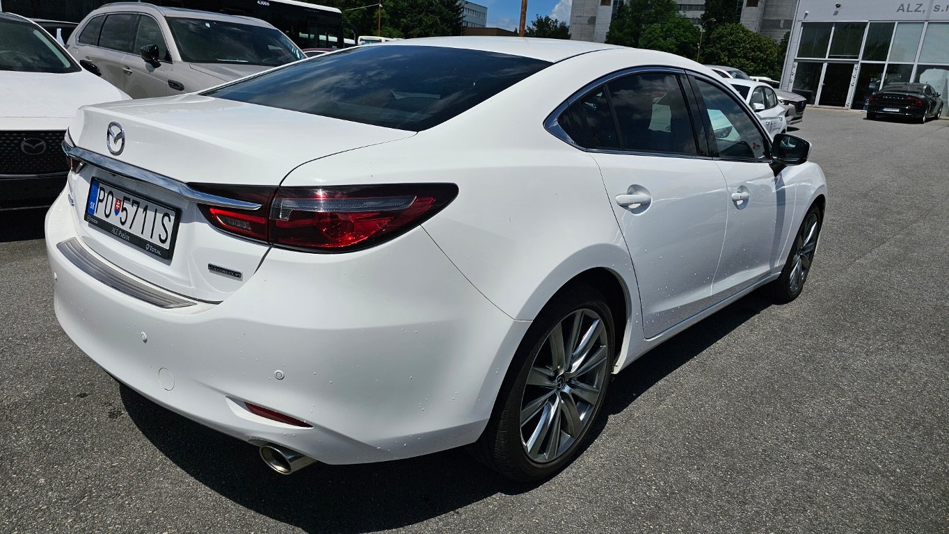 Mazda 6