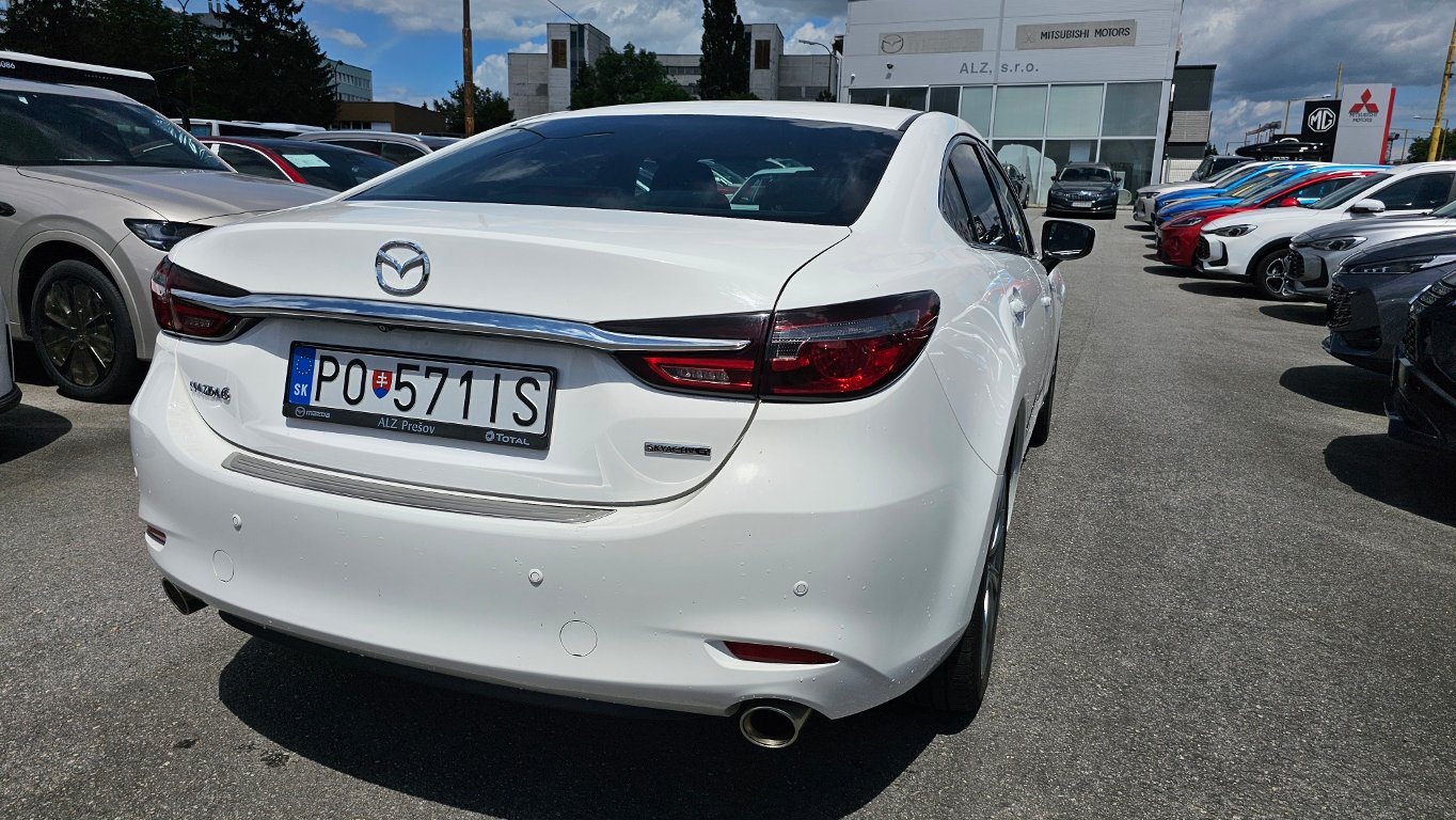 Mazda 6