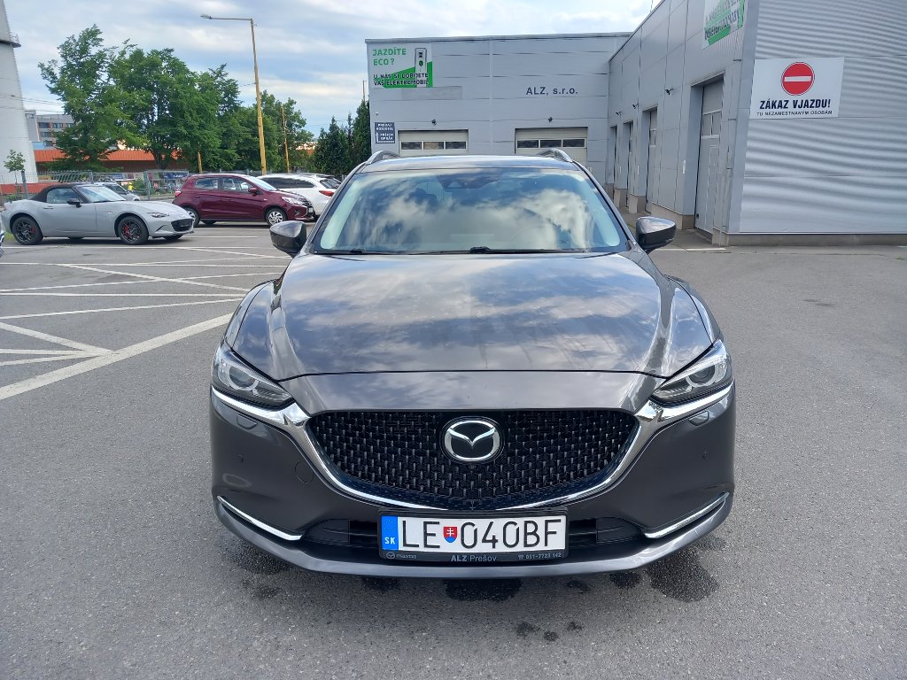 Mazda 6