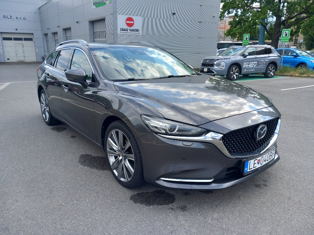 Mazda 6