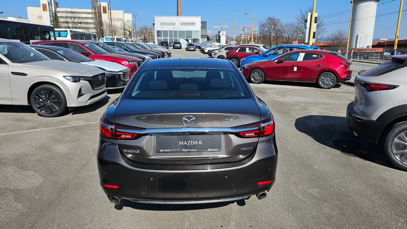 Mazda 6