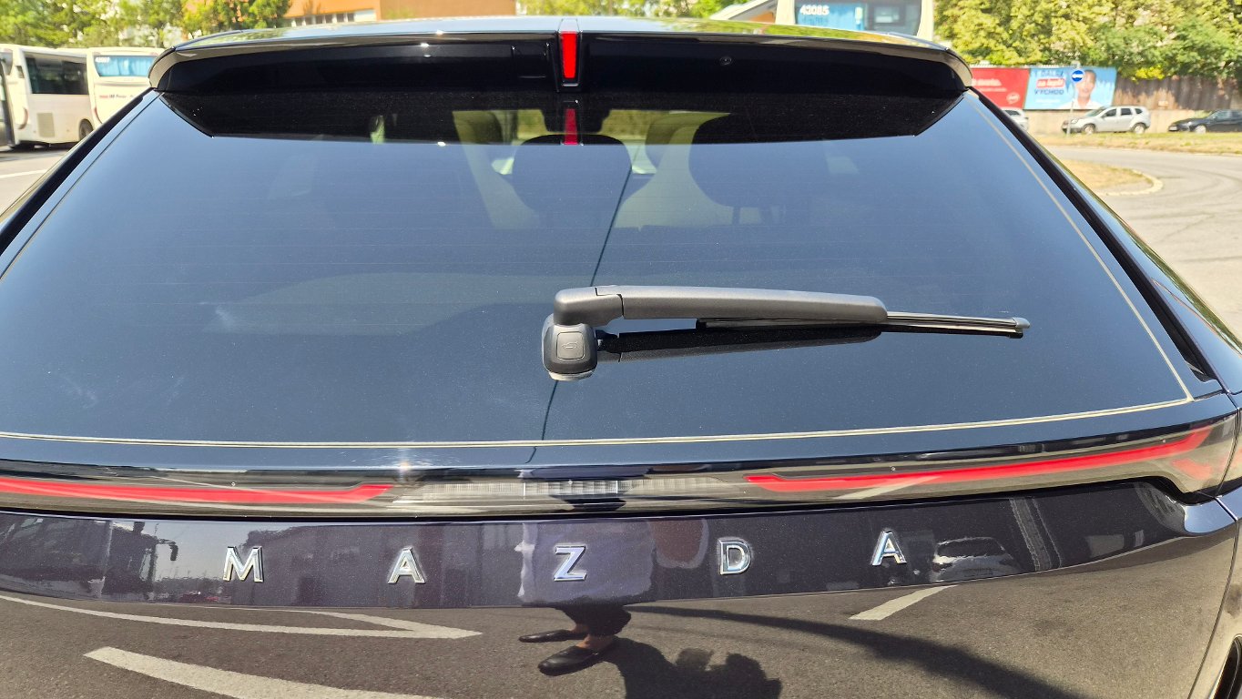 Mazda CX-6e